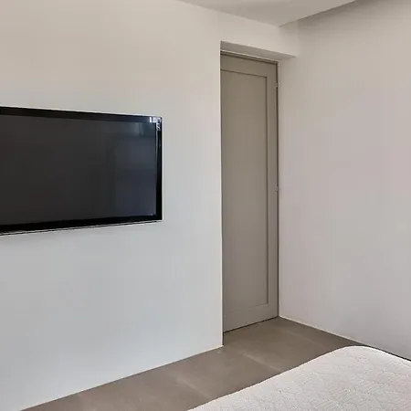 Brand New Luxury House Near Molos Beach! Villa *